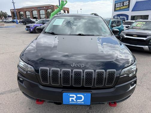 2022 Jeep Cherokee Trailhawk