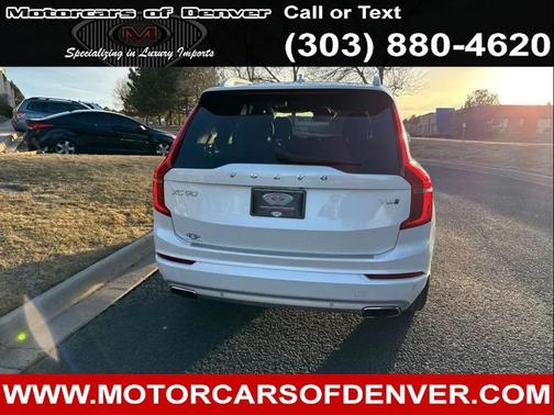 2017 Volvo XC90 T6 Momentum