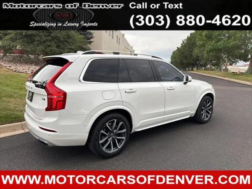 2018 Volvo XC90 T6 Momentum