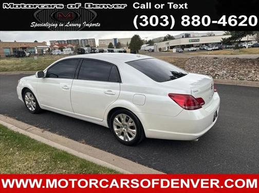 2009 Toyota Avalon XLS