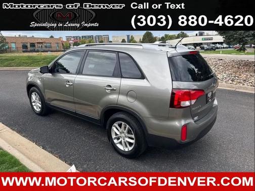 Gray 2015 Kia Sorento LX