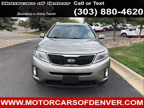 Gray 2015 Kia Sorento LX