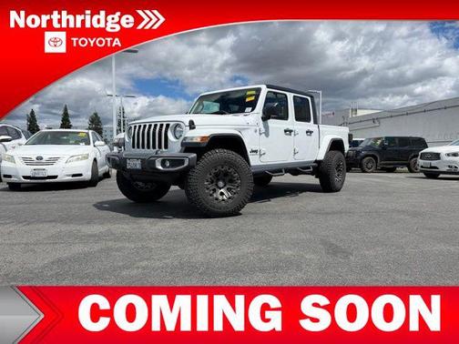 Bright White Clearcoat 2021 Jeep Gladiator Sport S