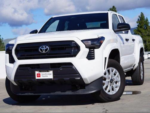 2025 Toyota Tacoma SR
