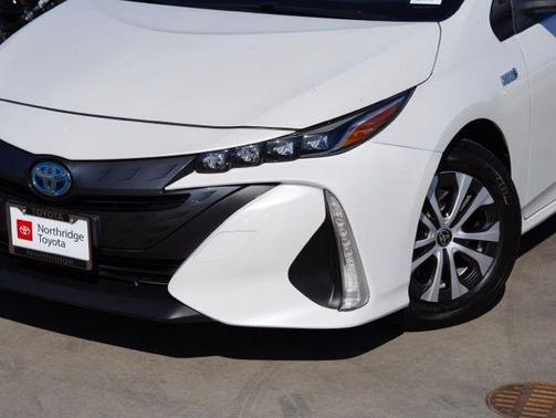 Wind Chill Pearl 2021 Toyota Prius Prime XLE