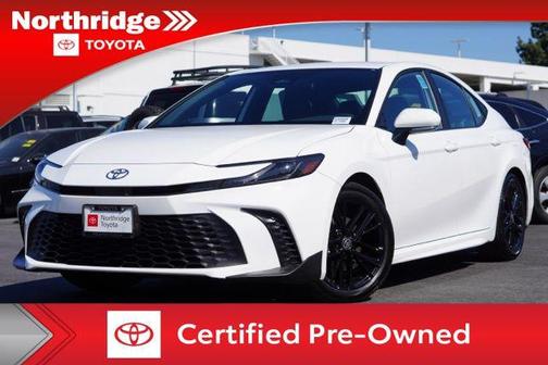 2025 Toyota Camry SE