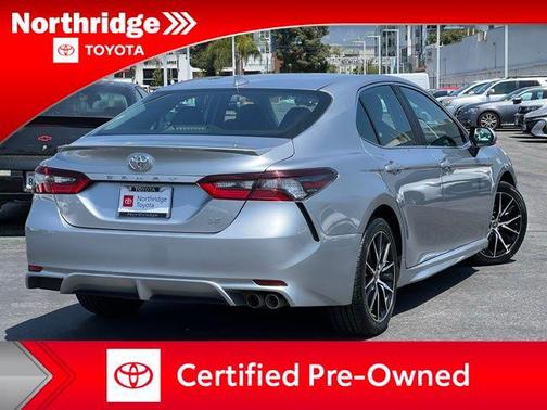2022 Toyota Camry SE