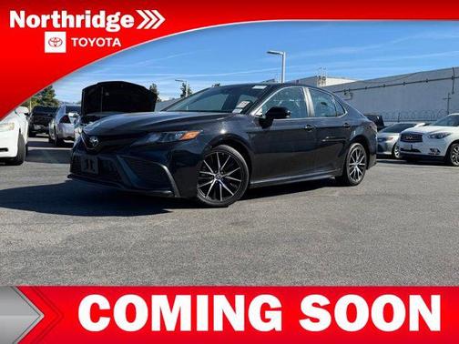Midnight Black Metallic 2024 Toyota Camry SE