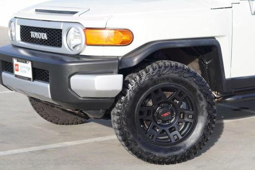 2012 Toyota FJ Cruiser Base