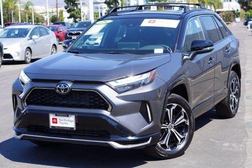 2025 Toyota RAV4 Hybrid SE