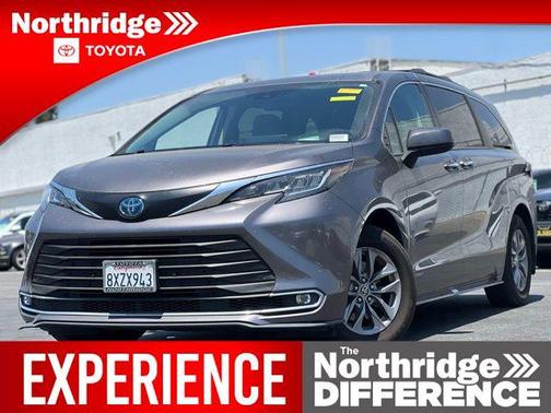 2021 Toyota Sienna XLE