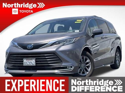 2021 Toyota Sienna XLE