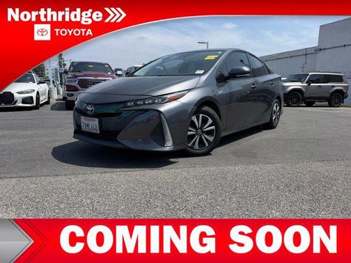 Magnetic Gray Metallic 2017 Toyota Prius Prime Premium