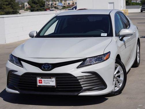 Ice Edge 2023 Toyota Camry LE