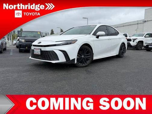 Ice Cap 2025 Toyota Camry SE