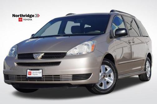 2004 Toyota Sienna LE