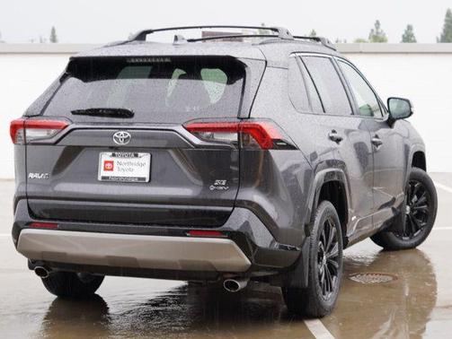 2025 Toyota RAV4 Hybrid SE