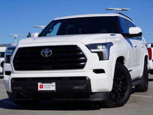 2025 Toyota Sequoia SR5