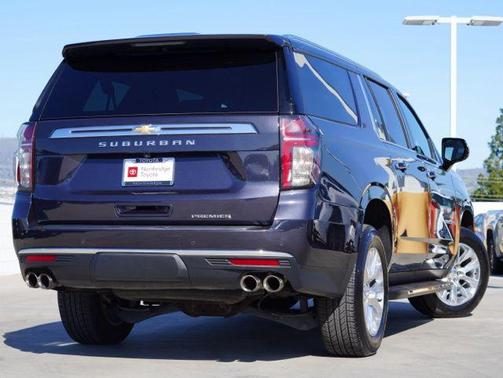 2023 Chevrolet Suburban Premier