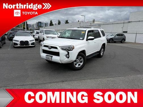 Super White 2018 Toyota 4Runner SR5