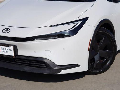 Wind Chill Pearl 2023 Toyota Prius LE