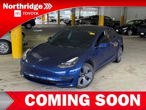 2022 Tesla Model 3 Standard Range