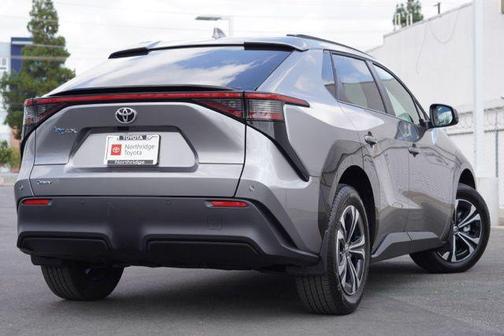 2025 Toyota bZ4X XLE