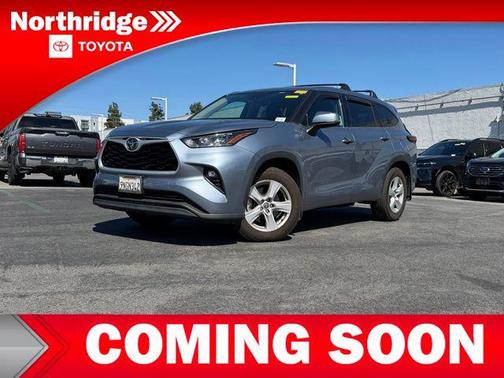 2020 Toyota Highlander LE