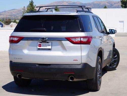 Silver Ice Metallic 2019 Chevrolet Traverse RS
