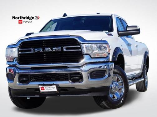2019 RAM 3500 Big Horn Crew Cab 4x4 8' Box