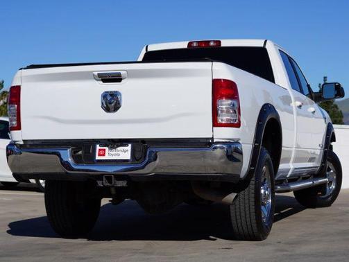 2019 RAM 3500 Big Horn Crew Cab 4x4 8' Box