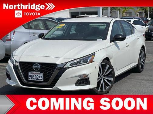 2022 Nissan Altima SR FWD