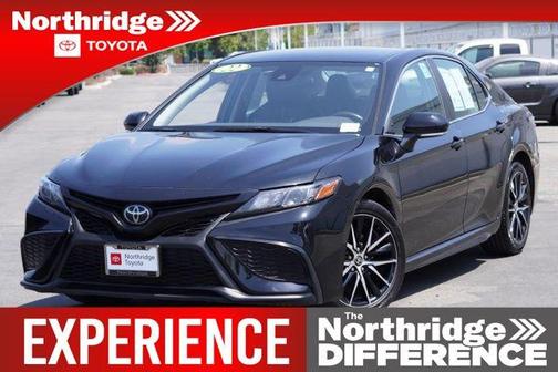 2022 Toyota Camry SE