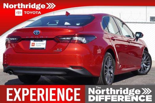 2024 Toyota Camry Hybrid XLE