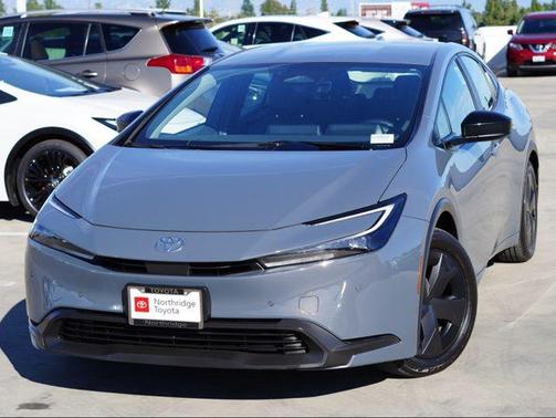 2024 Toyota Prius LE