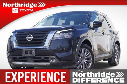 2022 Nissan Pathfinder SL 2WD