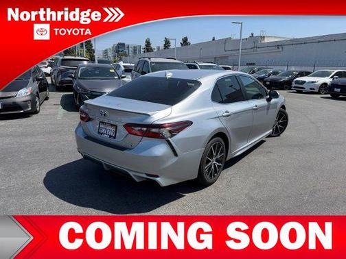 Celestial Silver Metallic 2023 Toyota Camry SE