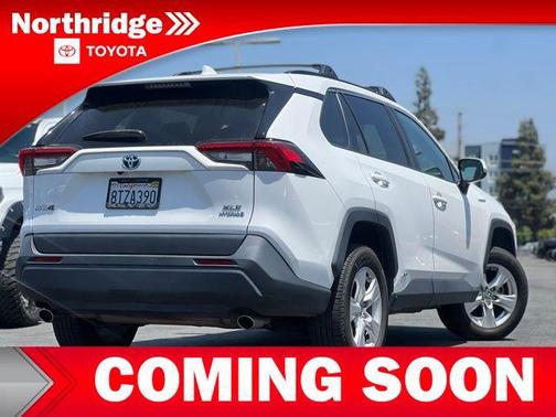 2021 Toyota RAV4 Hybrid XLE