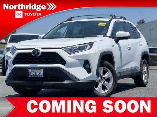 2021 Toyota RAV4 Hybrid XLE