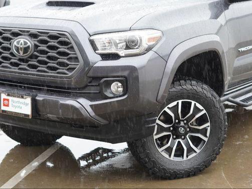 2020 Toyota Tacoma TRD Sport