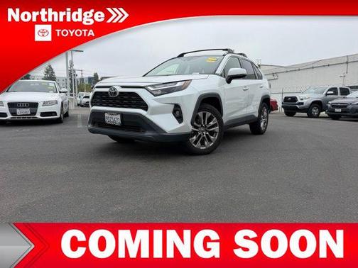 Wind Chill Pearl 2023 Toyota RAV4 XLE Premium