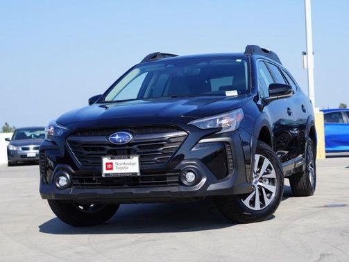 Crystal Black Silica 2025 Subaru Outback Premium