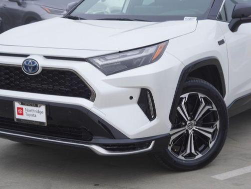 2024 Toyota RAV4 Prime XSE