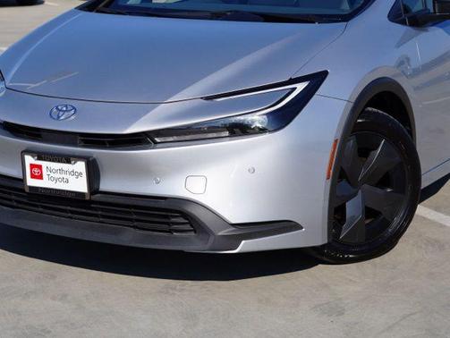 2024 Toyota Prius LE