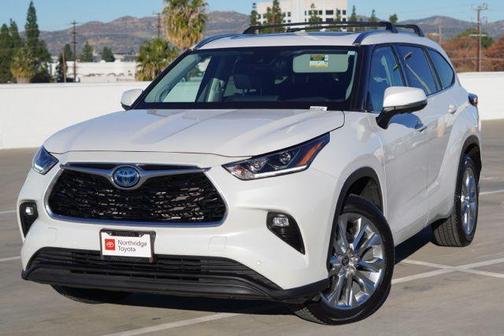 2024 Toyota Highlander Hybrid Limited
