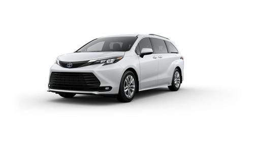 2025 Toyota Sienna XLE 7 Passenger