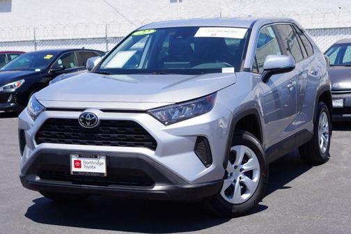2022 Toyota RAV4 LE