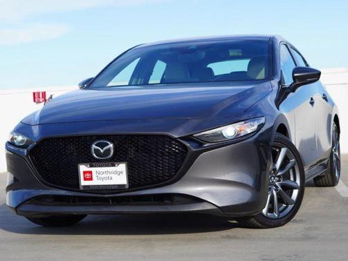 2022 Mazda Mazda3 FWD w/Preferred Package