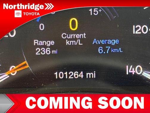 Bright White Clearcoat 2017 Jeep Grand Cherokee Altitude