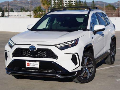 2023 Toyota RAV4 Prime SE